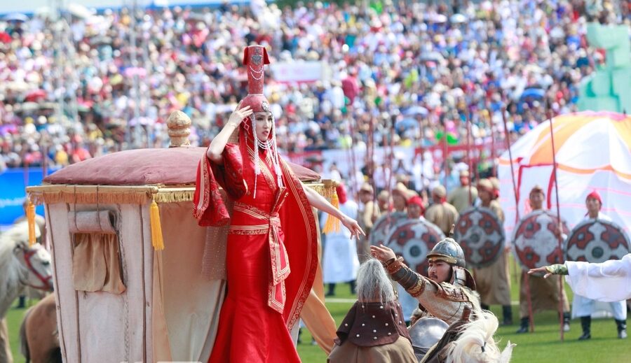 naadam10